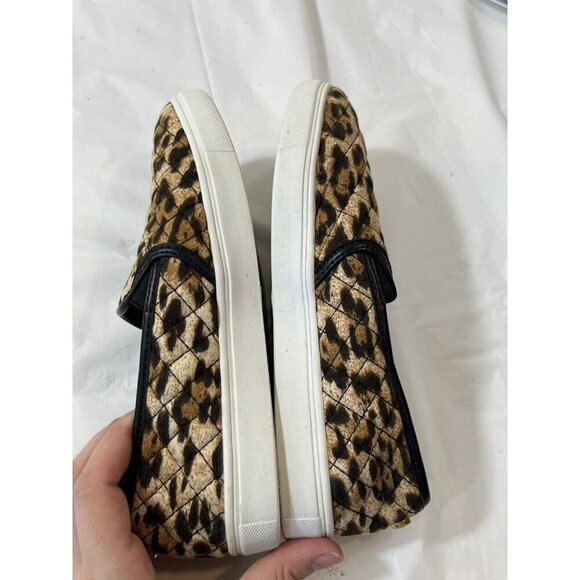Steve Madden Women Animal Print Quilted Fabric Slip On  Sneakers Sz 7 JECNTRCO - Picture 9 of 12